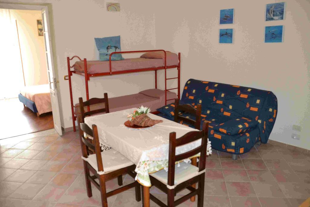 Mondello Holidays Quarto foto